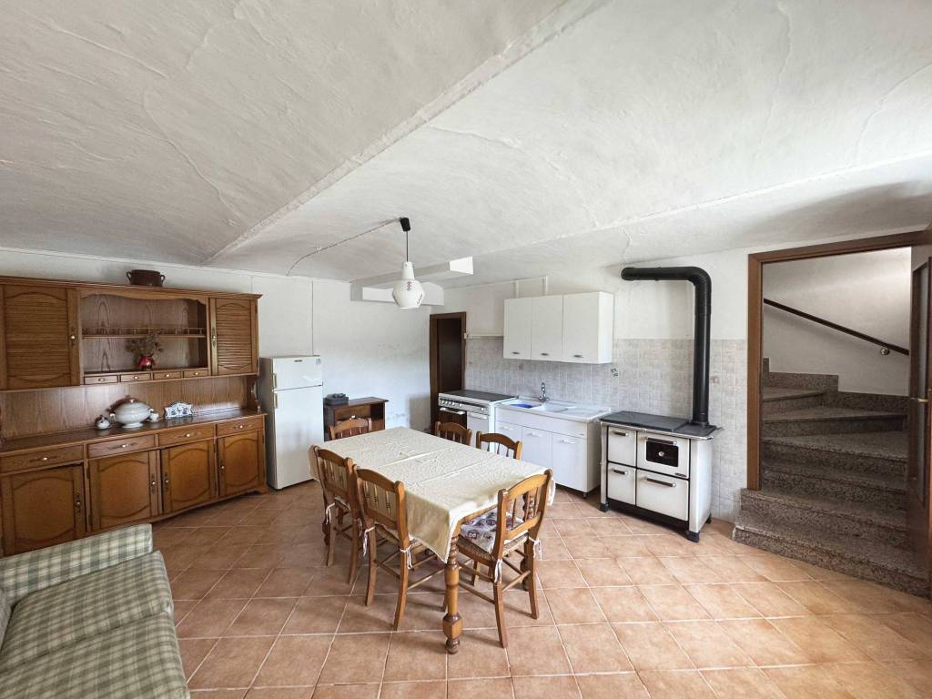 casa indipendente in vendita a Sinio