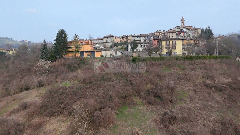 terreno edificabile in vendita a Sinio