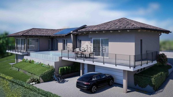 casa indipendente in vendita a Sinio