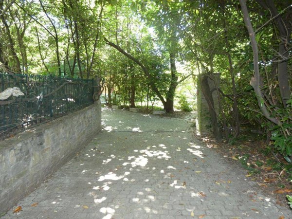 casa indipendente in vendita a Sinio