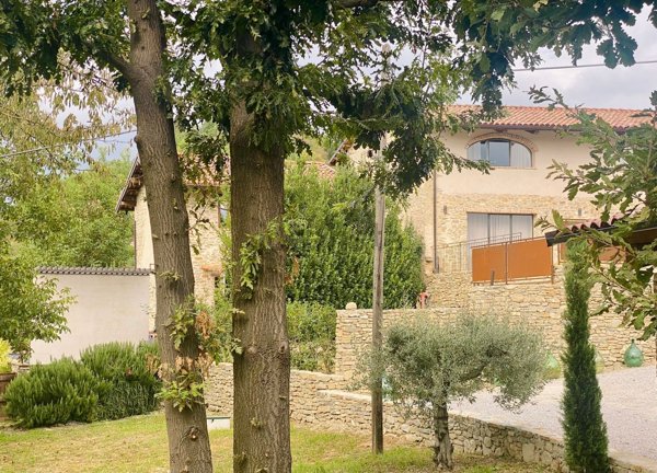 pentavano in vendita a Somano