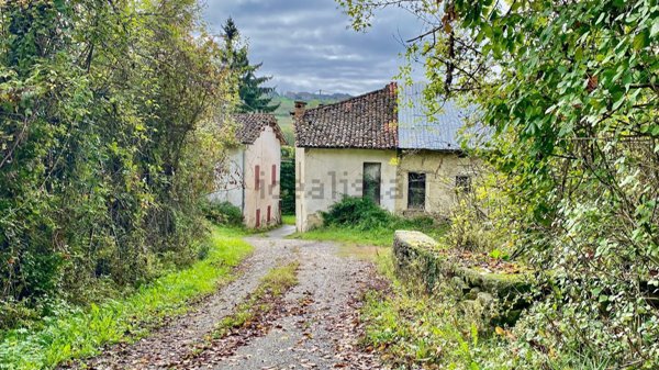 casa indipendente in vendita a Somano