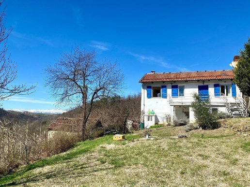 casa indipendente in vendita a Somano