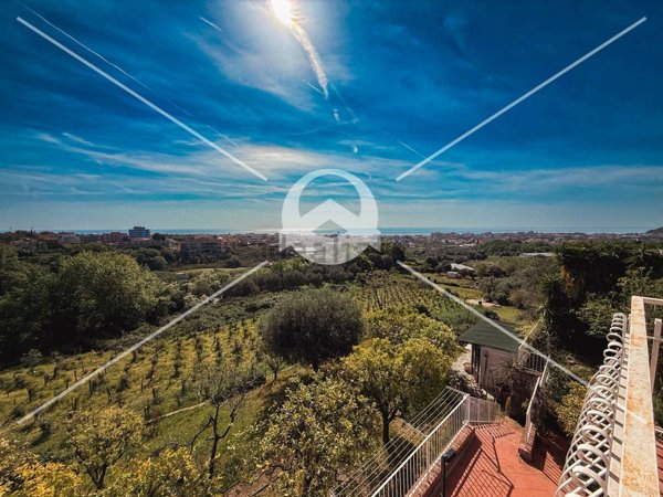 casa indipendente in vendita a Somano