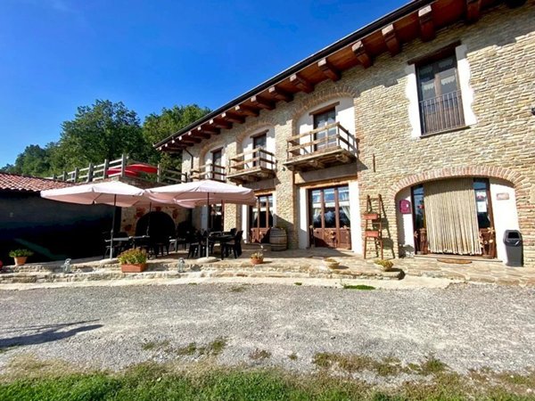 casa indipendente in vendita a Somano
