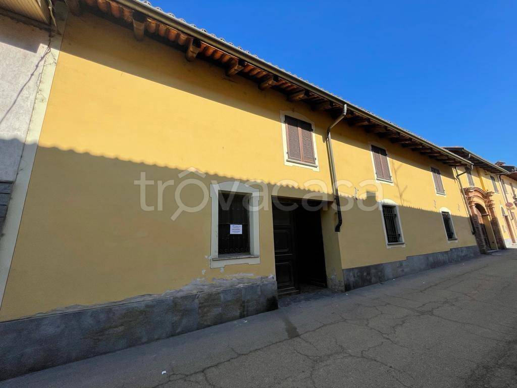 locale commerciale in vendita a Sommariva del Bosco