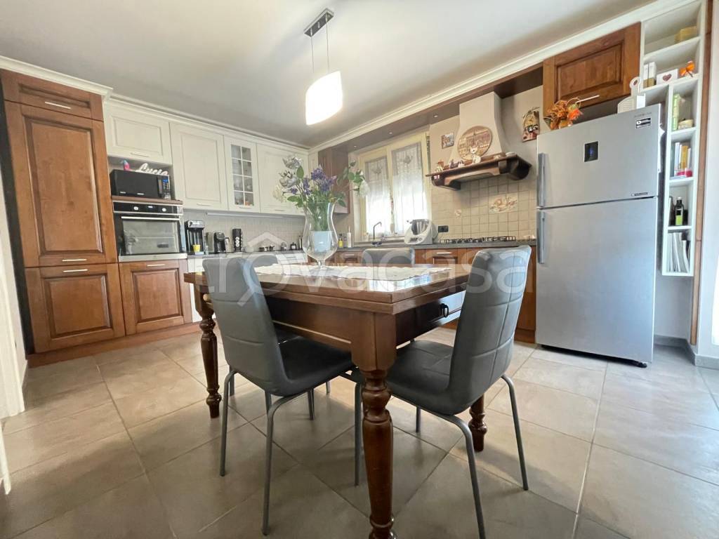 appartamento in vendita a Sommariva del Bosco