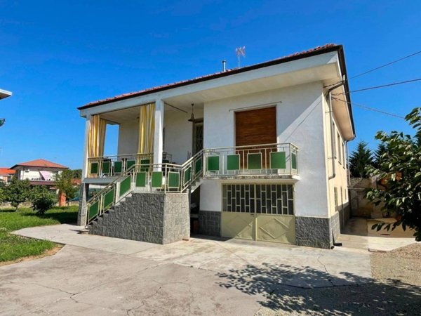 casa indipendente in vendita a Sommariva del Bosco