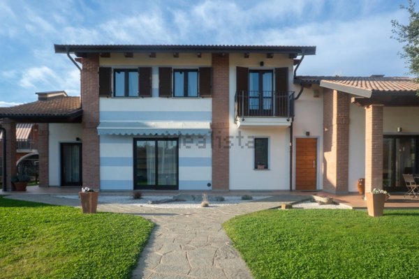 casa indipendente in vendita a Sommariva del Bosco
