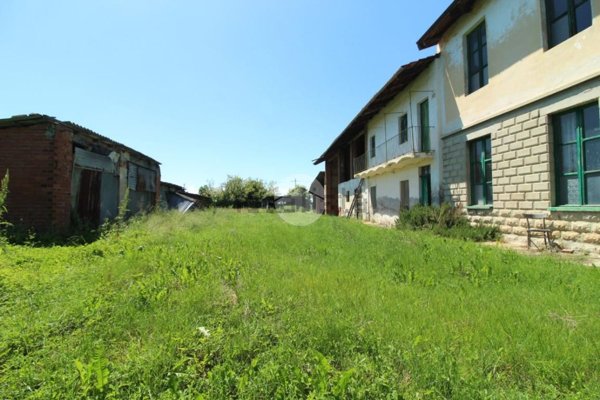 casale in vendita a Sommariva del Bosco