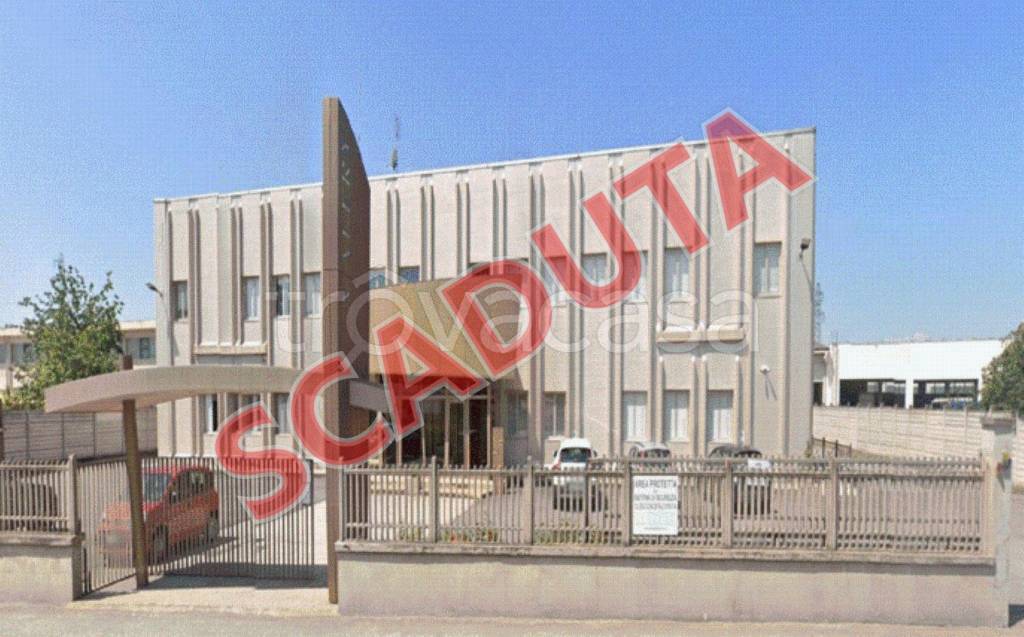 locale commerciale in vendita a Sommariva del Bosco