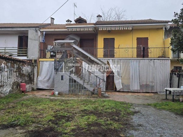 casa indipendente in vendita a Sommariva del Bosco in zona Ricchiardo