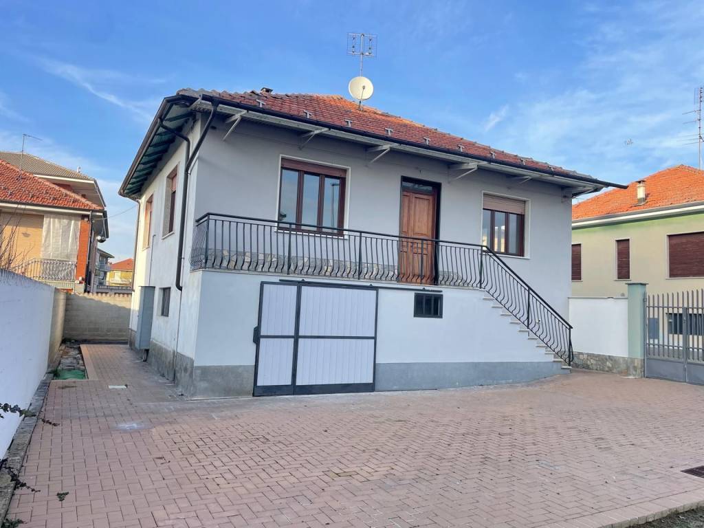 casa indipendente in vendita a Sommariva del Bosco