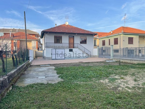 casa indipendente in vendita a Sommariva del Bosco