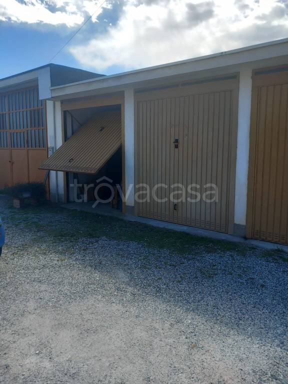 locale di sgombero in vendita a Sommariva del Bosco