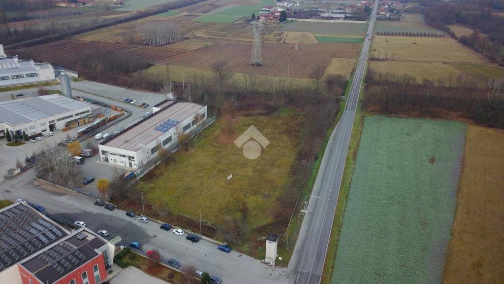 terreno edificabile in vendita a Sommariva del Bosco