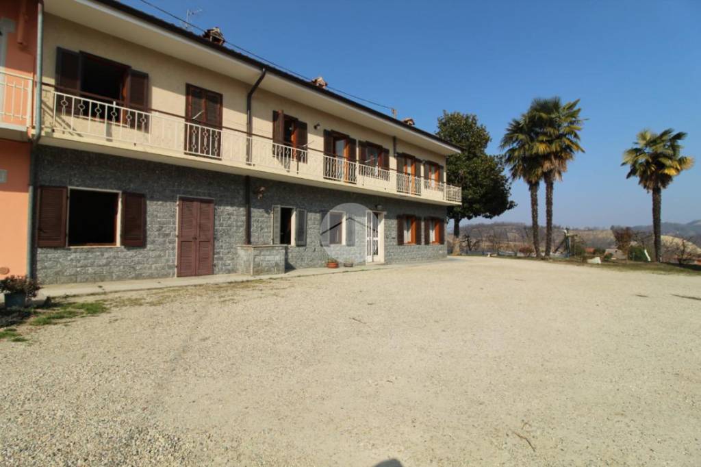 casa indipendente in vendita a Sommariva Perno