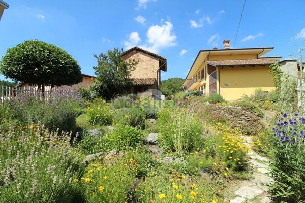 casa indipendente in vendita a Sommariva Perno
