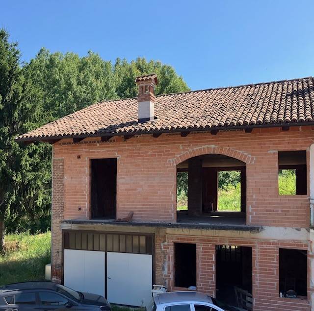 casa indipendente in vendita a Sommariva Perno