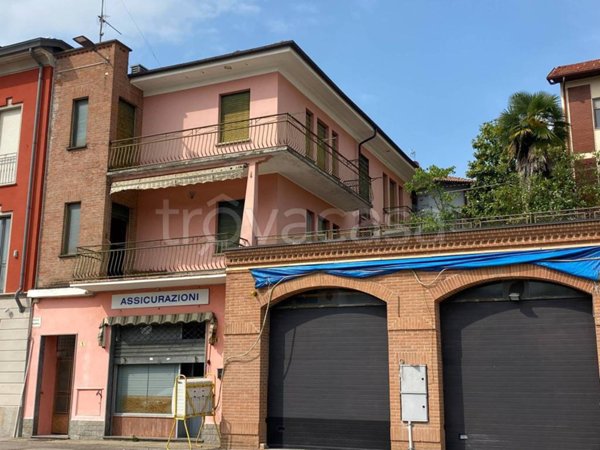 casa indipendente in vendita a Sommariva Perno in zona Villa
