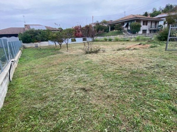 ufficio in vendita a Sommariva Perno