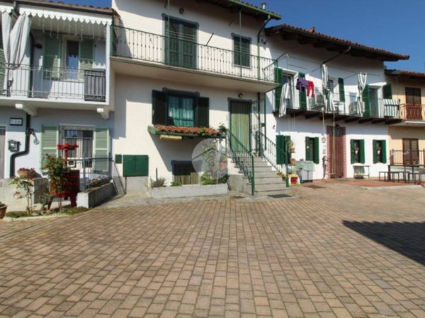 appartamento in vendita a Sommariva Perno in zona Villa
