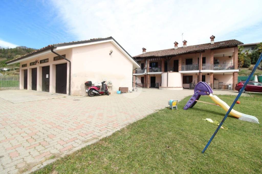 appartamento in vendita a Sommariva Perno