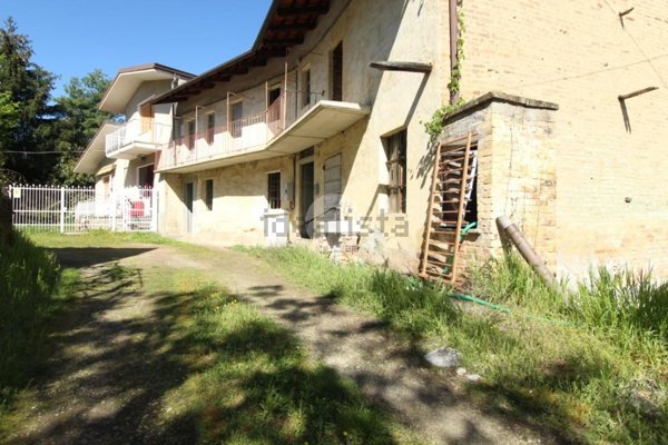 casa semindipendente in vendita a Sommariva Perno
