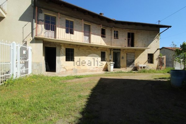casa semindipendente in vendita a Sommariva Perno in zona Villa