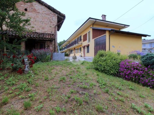 casa indipendente in vendita a Sommariva Perno