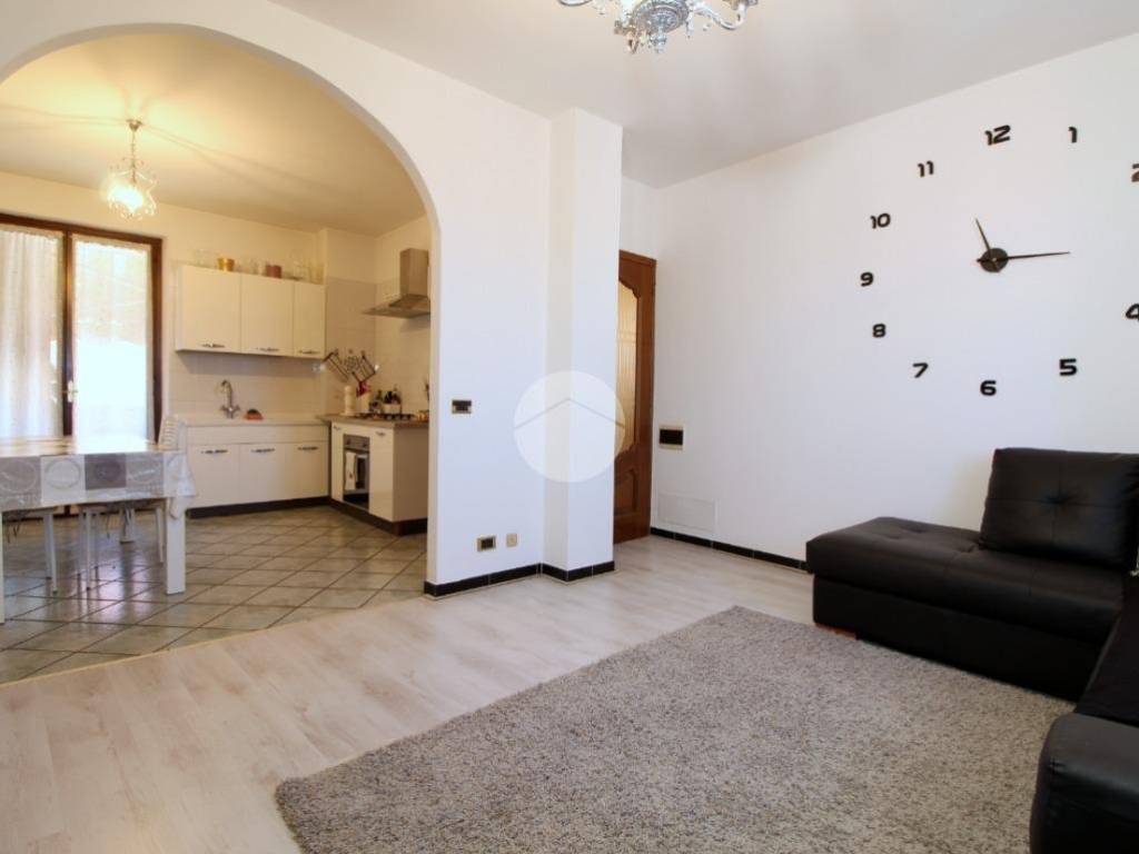 appartamento in vendita a Sommariva Perno in zona Villa