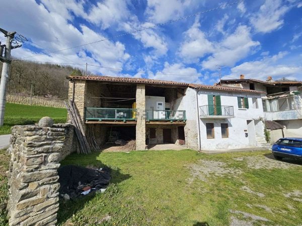 casa indipendente in vendita a Sommariva Perno