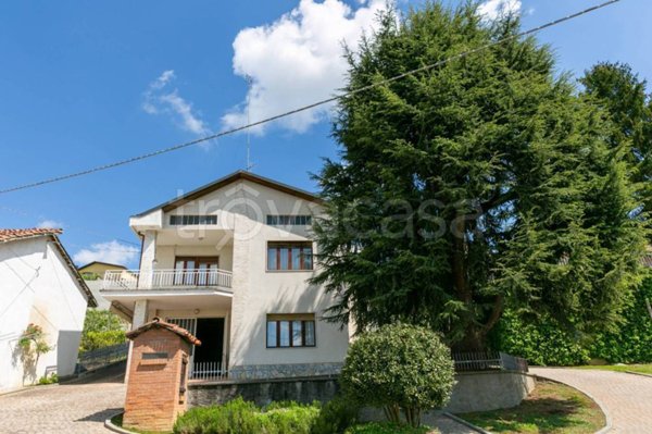 casa indipendente in vendita a Sommariva Perno in zona Villa