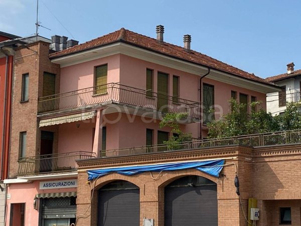 casa indipendente in vendita a Sommariva Perno in zona Villa