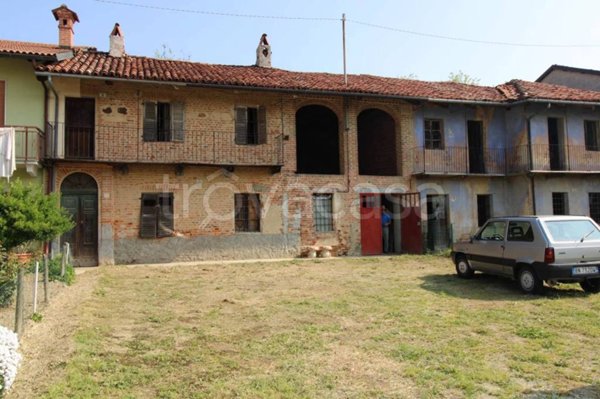 casa indipendente in vendita a Sommariva Perno in zona San Giuseppe