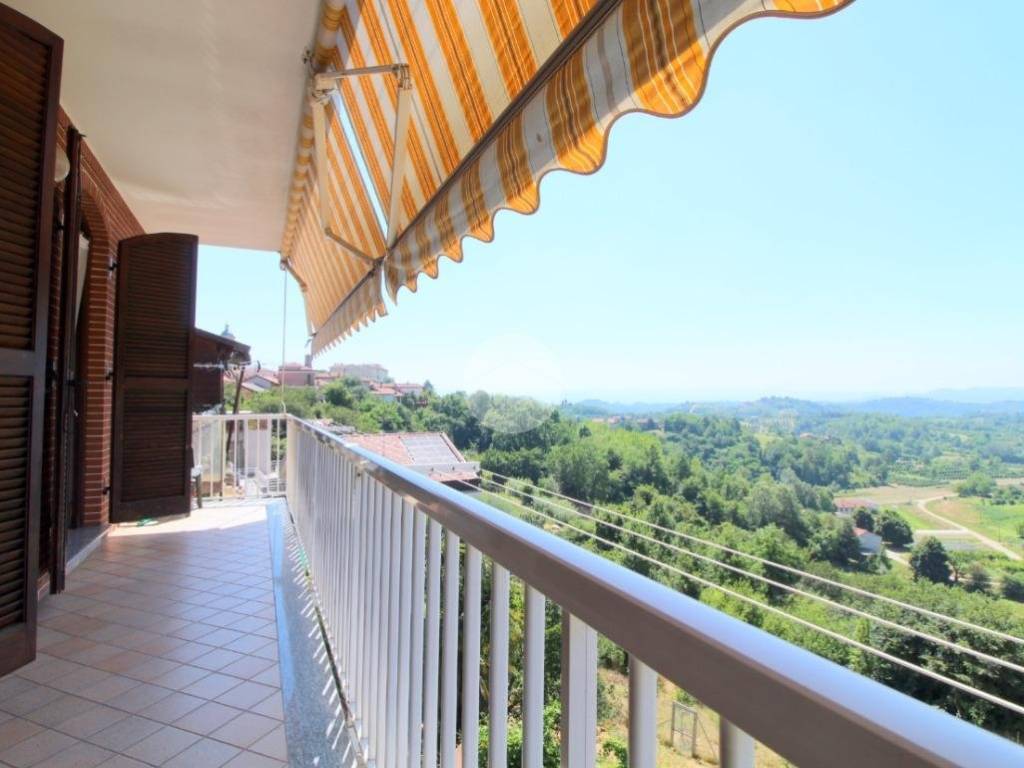 casa indipendente in vendita a Sommariva Perno in zona Villa