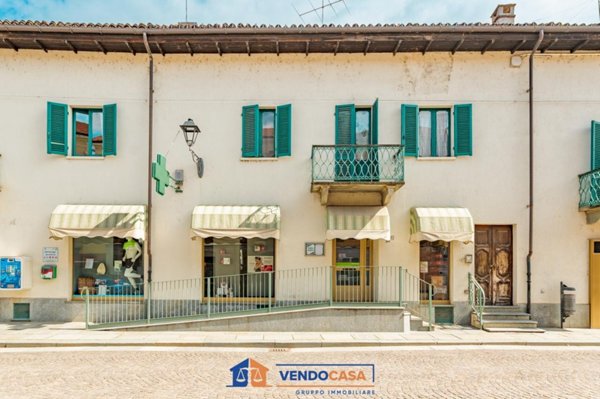 locale commerciale in vendita a Tarantasca