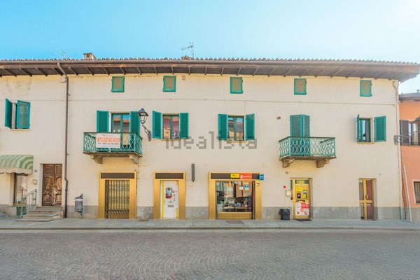 locale commerciale in vendita a Tarantasca