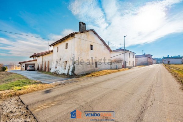 casale in vendita a Tarantasca