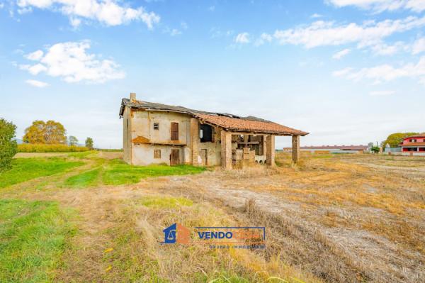 casale in vendita a Tarantasca