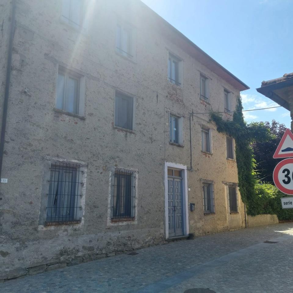 casale in vendita a Torre Bormida