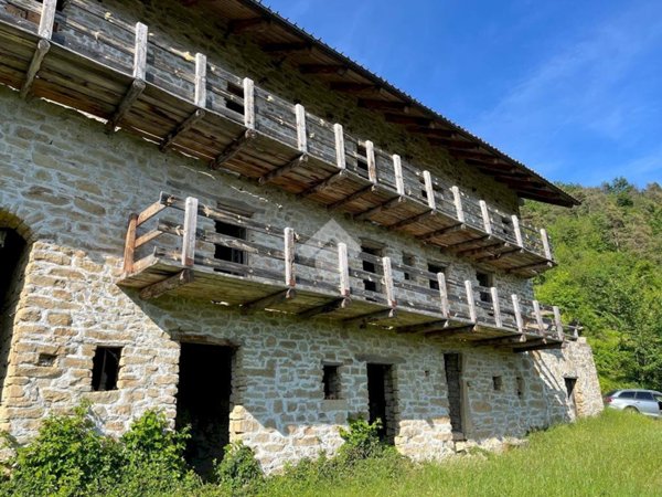 casa indipendente in vendita a Torre Bormida