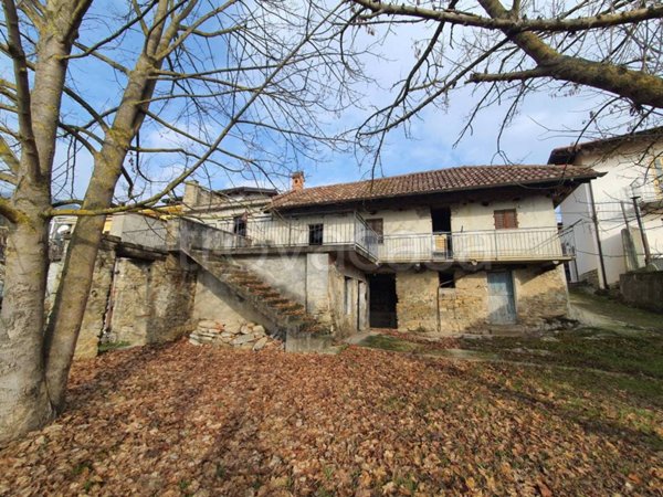 casa indipendente in vendita a Torre Bormida