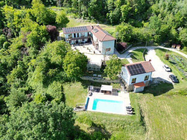 casa indipendente in vendita a Torre Bormida