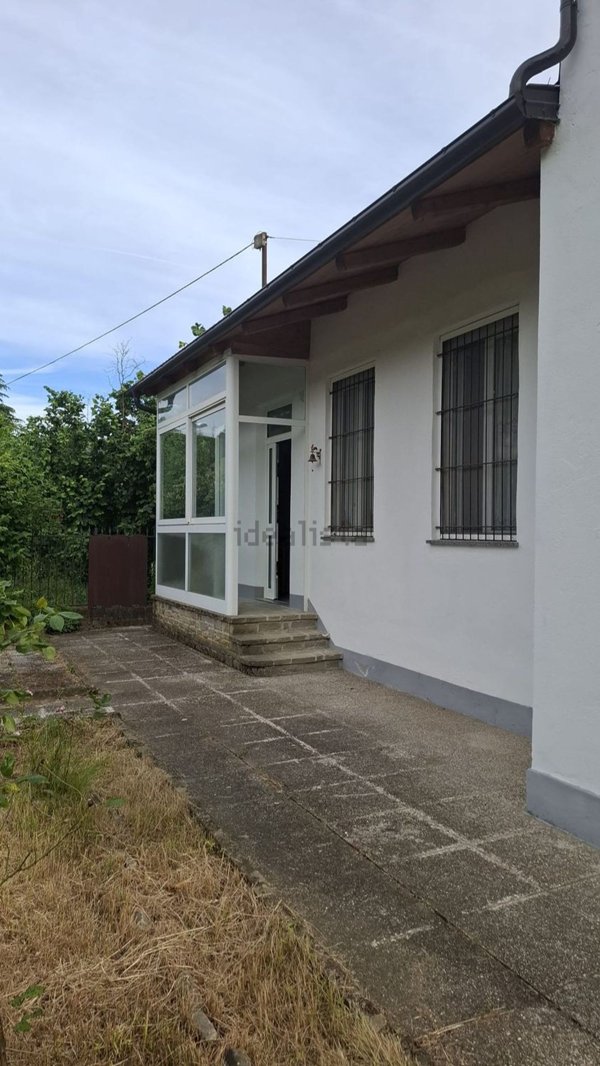 casa indipendente in vendita a Torre Bormida