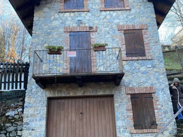 casa indipendente in vendita a Torre Mondovì