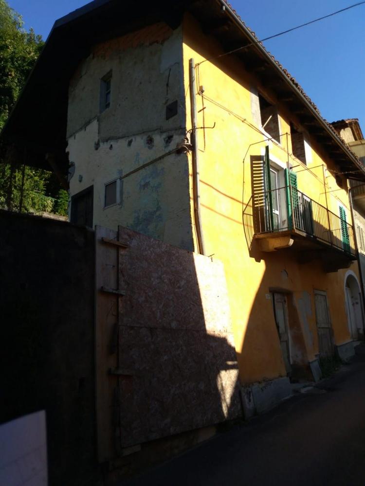 casa indipendente in vendita a Torre Mondovì in zona Roatta