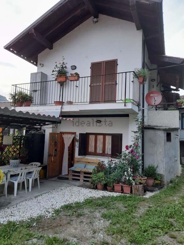 casa indipendente in vendita a Torre Mondovì in zona Roatta