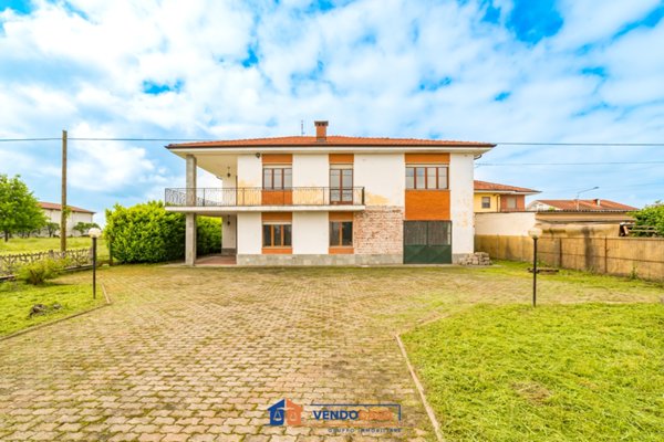 casa indipendente in vendita a Torre San Giorgio