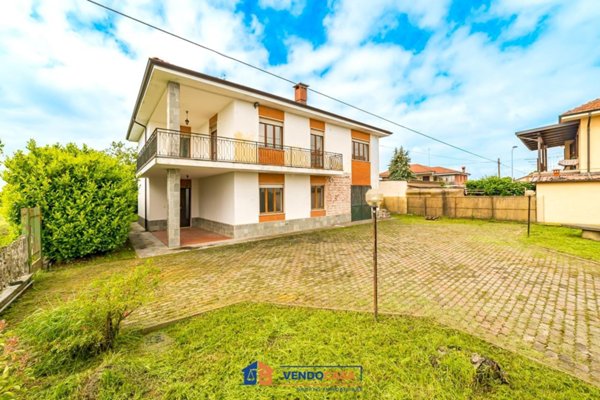 casa indipendente in vendita a Torre San Giorgio